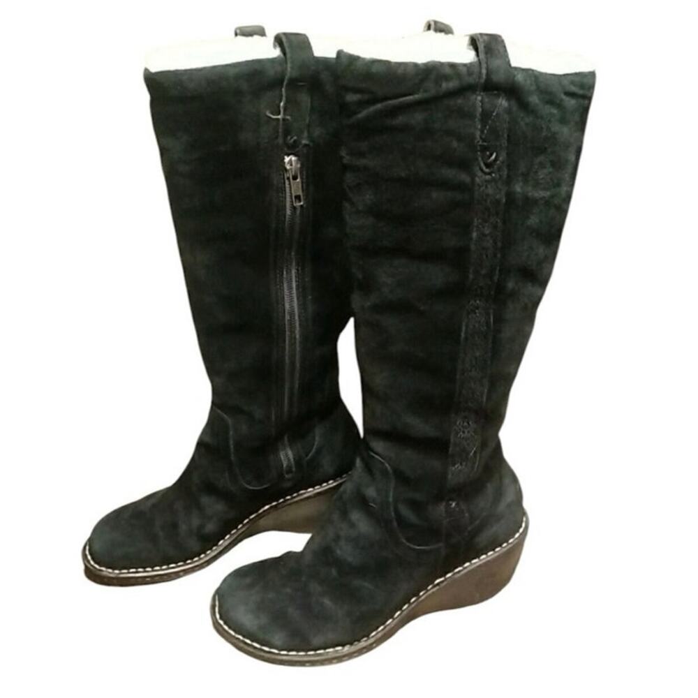 UGG Hartley Knee High Boots Black Suede & Sheep Skin Wedge S/N 3342 Size 7 M
